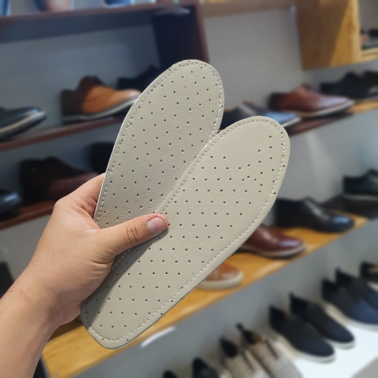 Plantilla de eva con piel acolchonada